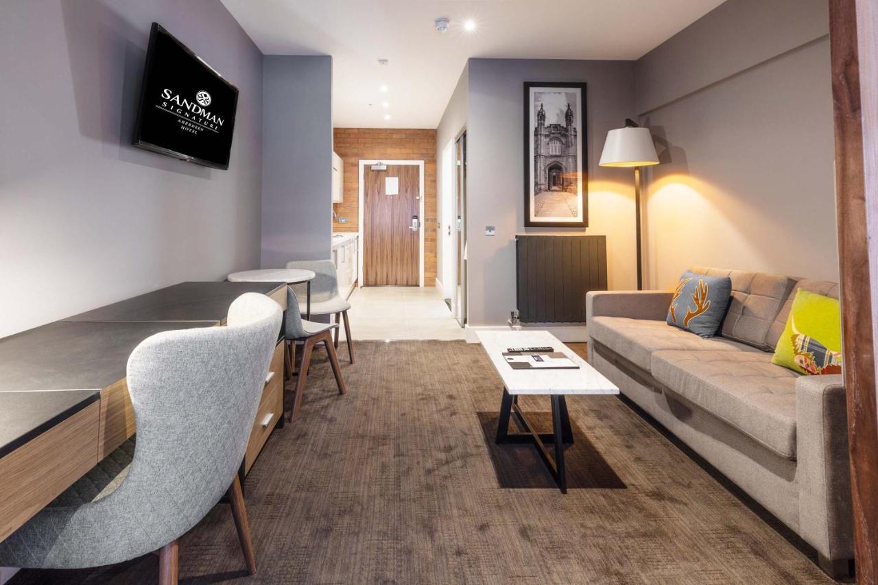 Sandman Signature Aberdeen Hotel & Spa الغرفة الصورة